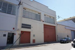 Affitto Capannone industriale in Illa formentera 42. Nave en zona pont major