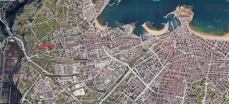 Foto 3b98b769-50d7-4da5-8c2f-82d9b0a2b521. Terreno residenziale in La Calzada Gijón