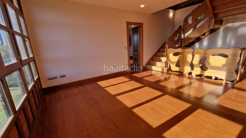 Foto b66a3656-6275-46e8-b220-26bcc8a929b8. Casa en Cabueñes Gijón