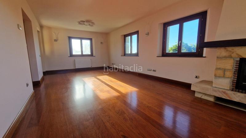 Foto b84e04f6-eb3b-40f0-998d-eaa8a8c67490. Casa en Cabueñes Gijón