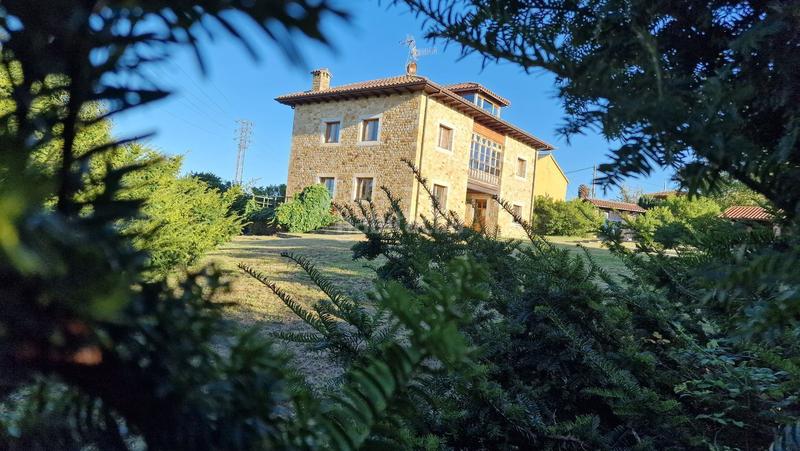 Foto c785b9ab-2397-4b5f-843b-5020be70fc69. Haus in Cabueñes Gijón