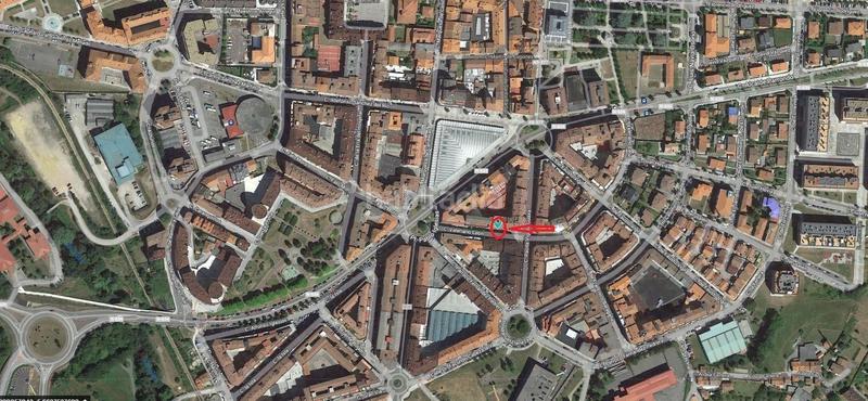 Foto 90f33204-2a95-4231-bbba-d05b8a5a9da2. Geschäftsraum in la pola Siero Siero