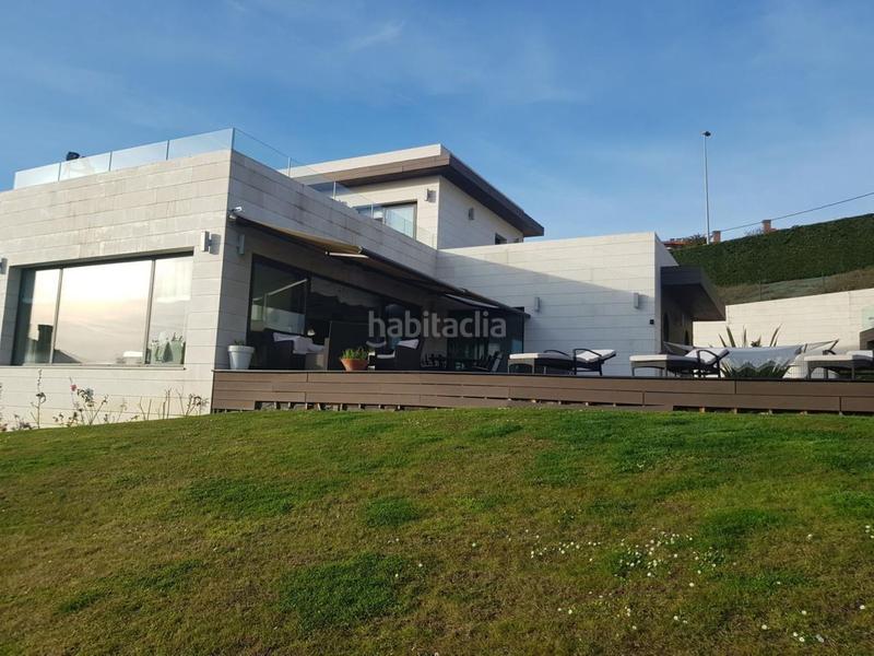 Foto 8a158150-960c-4c14-ae35-c8ce885c0334. Casa en Somió Gijón