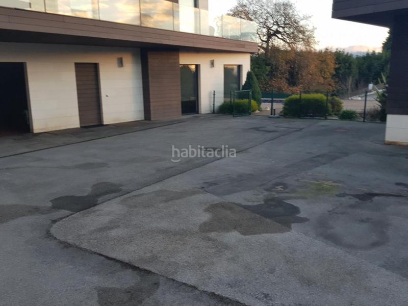 Foto bf9ccf0e-e134-4f78-9496-e105a834e417. Casa en Somió Gijón