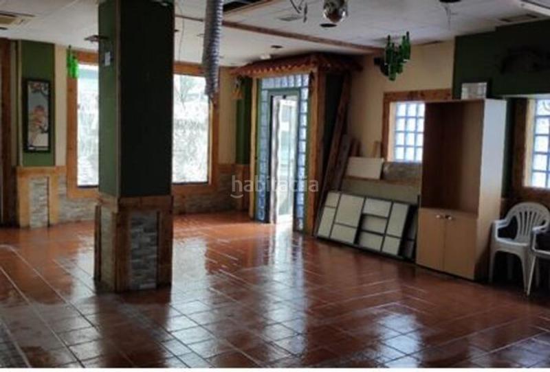 Foto d4c1a7e7-5374-4d44-bc4c-e34687282131. Local comercial en La Felguera Langreo