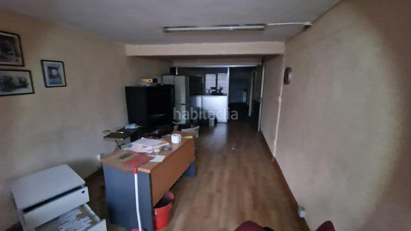 Foto 865b4e54-0744-4f4a-86a7-fb71017682e0. Local comercial en La Victoria - Puente Jardín Valladolid