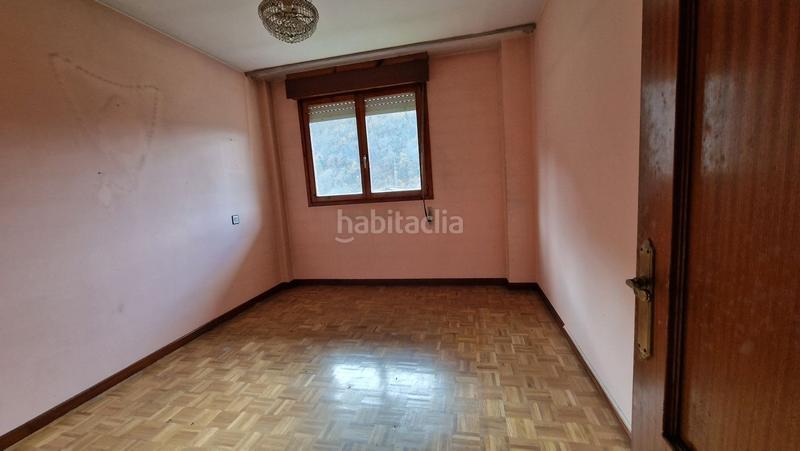 Foto 55af67d4-80e1-4859-b470-4dcee00b2cea. Piso en Aller