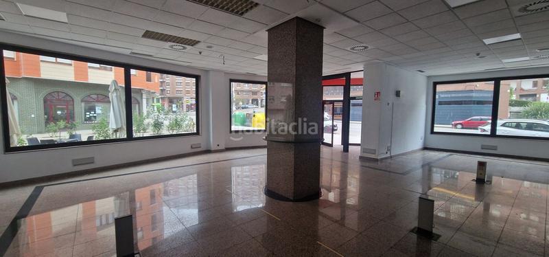 Foto c73399c2-a0c9-4dbf-b195-2fe1b95efa92. Alquiler local comercial en Centro Avilés