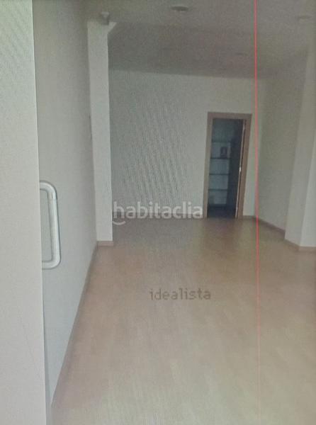 Foto 4f00a61b-3698-457c-a226-44b30a00c719. Alquiler local comercial en Laviada Gijón