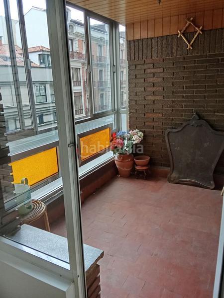 Foto bc99b112-f61b-4231-a443-9ea342f74b94. Rent flat with heating in Centro Gijón