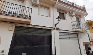 Casa a Navas de San Juan. Se vende imnueble alquilado