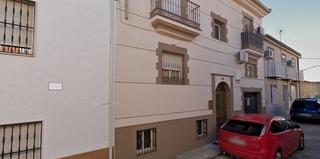 Pis en Jdar. Se vende imnueble alquilado