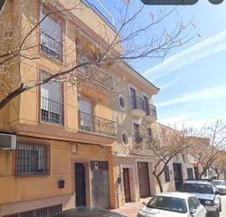 Pis en Jdar. Se vende imnueble alquilado