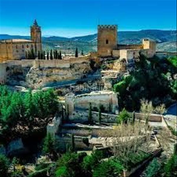 Foto 9a5a39c6-61e0-42ba-b53a-3be68d7f48bb. Local comercial a Santa Isabel Jaén