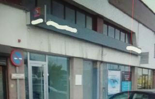 Locale commerciale in Tremañes