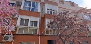 Piso en Alcázar de San Juan. Se vende imnueble alquilado