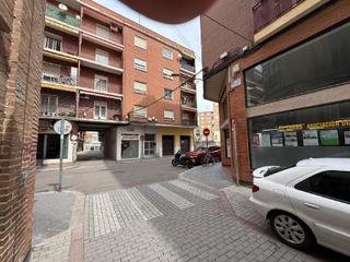 Etagenwohnung in El Pilar-La Estación