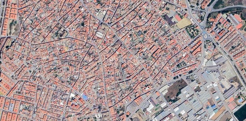 Foto 38229b8c-919a-4c94-adbc-40b88aa21d8c. Casa adossada a Marchena