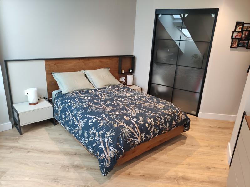 Foto 41821440-7dd8-40a1-9e93-12062351a848. Àtic amb calefacció aparcament a La Arena Gijón