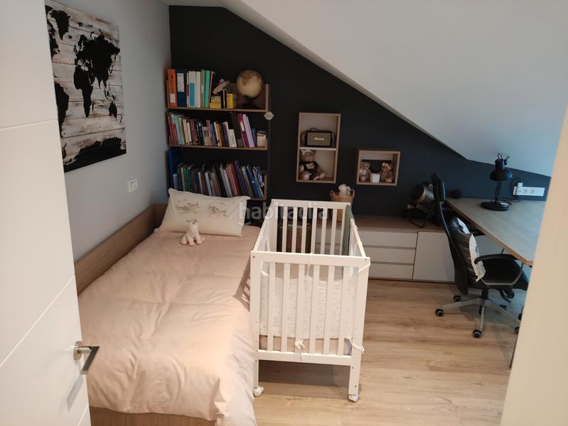 Foto c044a859-39d5-44a0-9b90-351f120f2be6. Àtic amb calefacció aparcament a La Arena Gijón