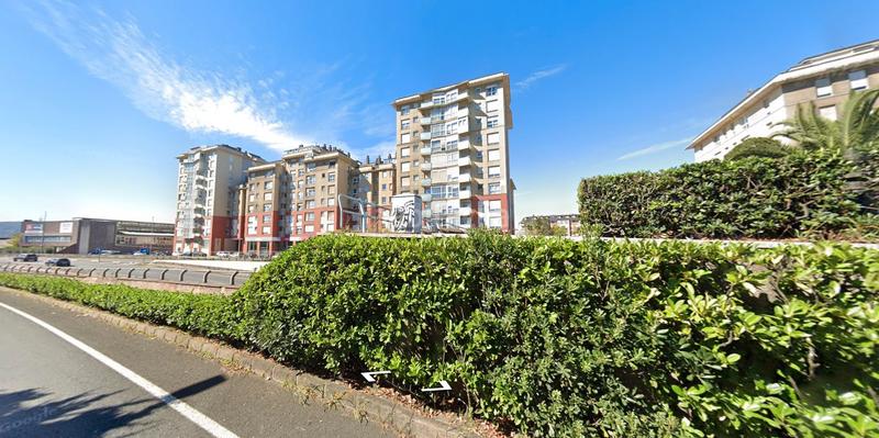 Foto 7c5fbcab-afc6-46bf-bd8b-ff08c2092771. Pis a Maliaño Camargo