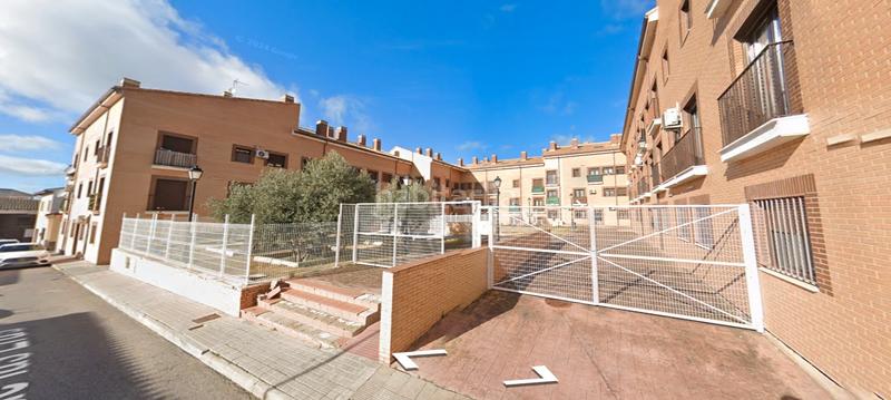 Foto ad597110-0dcd-4d1b-9139-3b6bf17290a7. Pis amb aparcament a Alameda de la Sagra