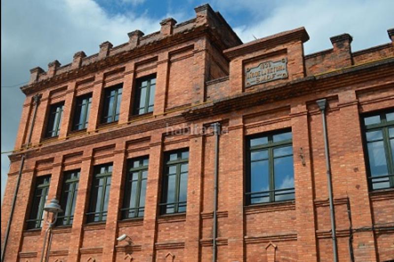 Foto f8683fa8-4544-4d85-8576-66eb23cfa32a. Pis a La Felguera Langreo