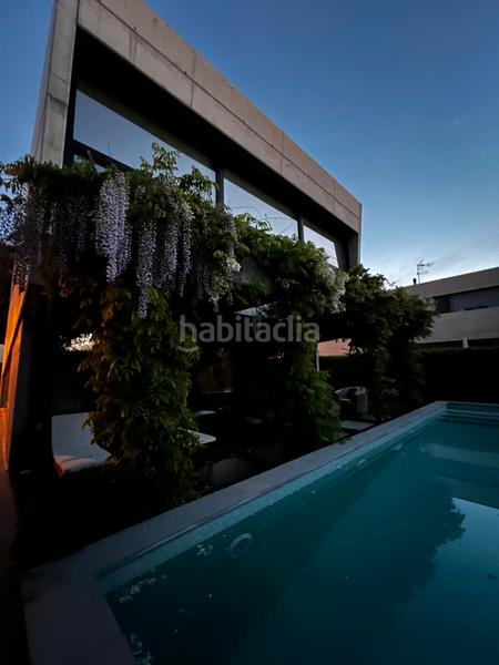 Foto 9d603684-250d-4805-8a61-c615df5b94f5. Casa con camino riscaldamento parcheggio piscina in Pozuelo de Alarcón
