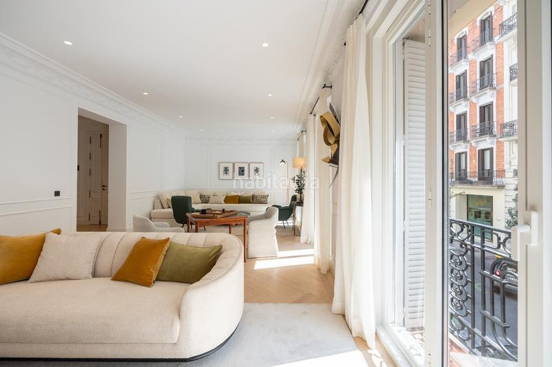 Foto fa9cc37a-8ad2-489e-8256-957e66da23a7. Appartamento in Castellana Madrid