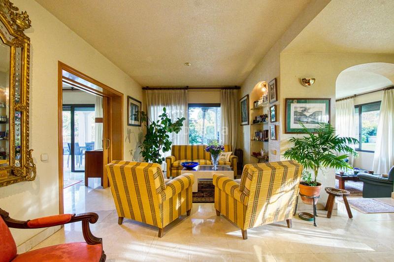 Foto 37220032-e95d-4d02-b702-5f60dcf0fad1. Chalet con riscaldamento parcheggio piscina in Las Lomas Boadilla del Monte