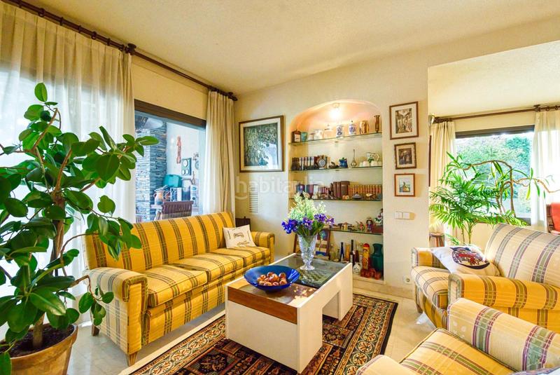 Foto f0c2ff9f-644b-4e3d-bc90-7e464b4b6357. Chalet con riscaldamento parcheggio piscina in Las Lomas Boadilla del Monte