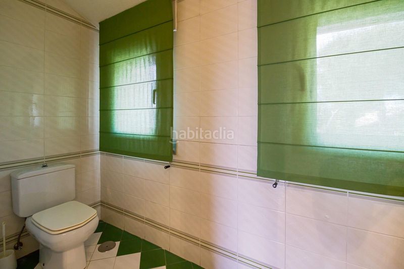 Foto 7a2a44b5-e526-4c53-8832-8b76dbab659e. Chalet  independiente en esquina en Las Lomas con vistas despejadas, gran parcela y máximo potencial en Boadilla del Monte