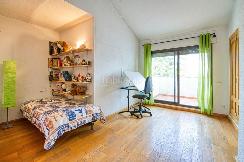 Foto 7c8d51ce-fdcb-47f1-930d-962589b3dce7. Chalet  independiente en esquina en Las Lomas con vistas despejadas, gran parcela y máximo potencial en Boadilla del Monte