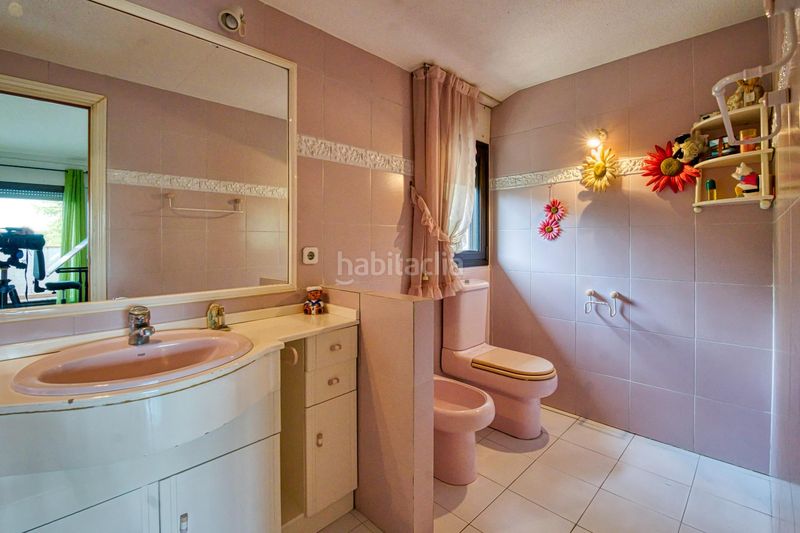 Foto 9660cd93-0bbc-47bc-bf04-c8cf80ef4bd5. Chalet  independiente en esquina en Las Lomas con vistas despejadas, gran parcela y máximo potencial en Boadilla del Monte