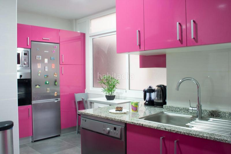 Foto 1b21e34e-3378-49ab-9301-a9a218017e75. Piso en calle cerda 3 piso de tres habitaciones completamente reformado en Alicante