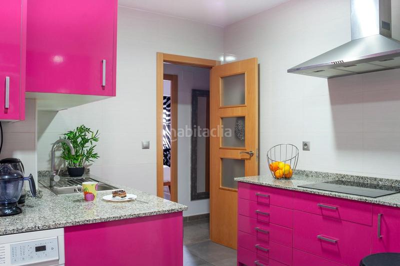 Foto 3b13c209-9ba1-4b5c-9792-da97b6ca0457. Piso en calle cerda 3 piso de tres habitaciones completamente reformado en Alicante