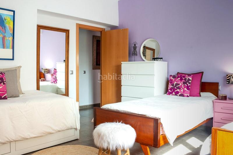 Foto 666e3bf5-4f47-496a-8d36-4b9720813729. Piso en calle cerda 3 piso de tres habitaciones completamente reformado en Alicante