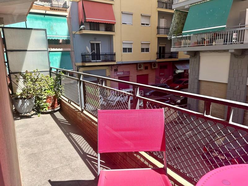 Foto 9dee2dda-4671-4537-a76d-53f7462ef0e3. Piso en calle cerda 3 piso de tres habitaciones completamente reformado en Alicante