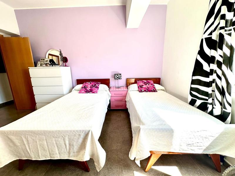 Foto ac33f6e6-2df1-4cd1-bc50-57d8a7decad4. Piso en calle cerda 3 piso de tres habitaciones completamente reformado en Alicante