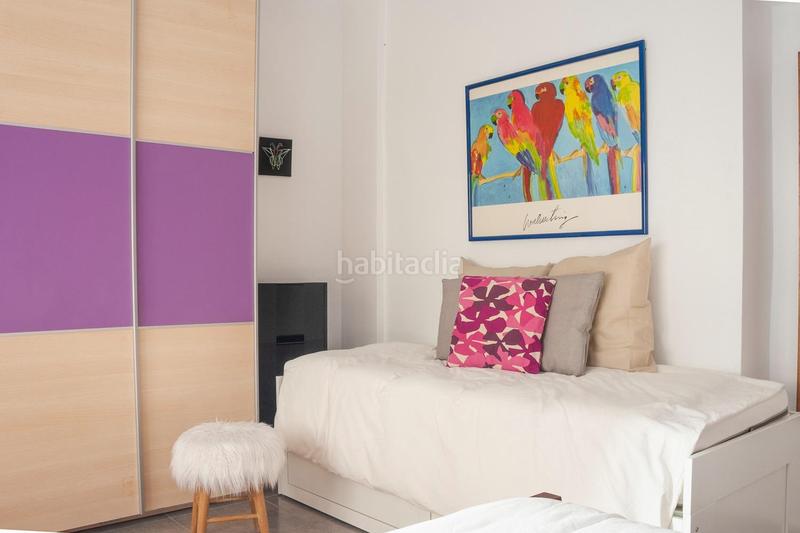 Foto d1dee1c0-ab20-4d8c-9977-868413416e6f. Piso en calle cerda 3 piso de tres habitaciones completamente reformado en Alicante