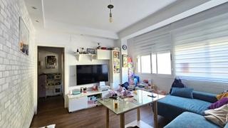 Piso en Centro. Moderno piso con azotea privada en chipiona.este primer piso rec
