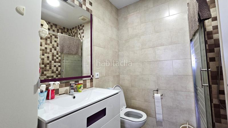 Foto cbd7a012-4c78-4143-9543-13b07196662b. Piso moderno piso con azotea privada .este primer piso recién reformado de 85 m reúne todo lo que buscas amplitud, calidad y en Chipiona