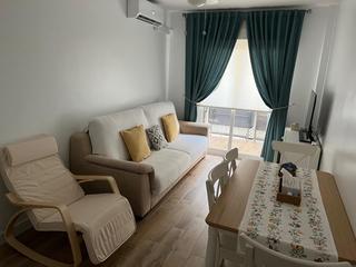 Pis en Santuario. A tan solo 3 minutos andando de la playa de regla y a 5 minutos