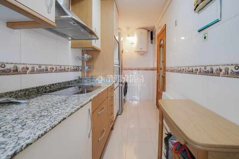 Foto 6bec9a30-fce2-436a-befd-34071a3ee907. Piso  en venta en La Cogullada Terrassa