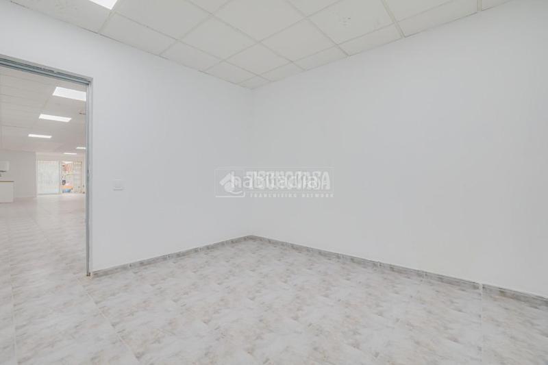 Foto 71538923-2371-46a2-858e-836e7479f226. Alquiler local comercial  en alquiler en Terrassa