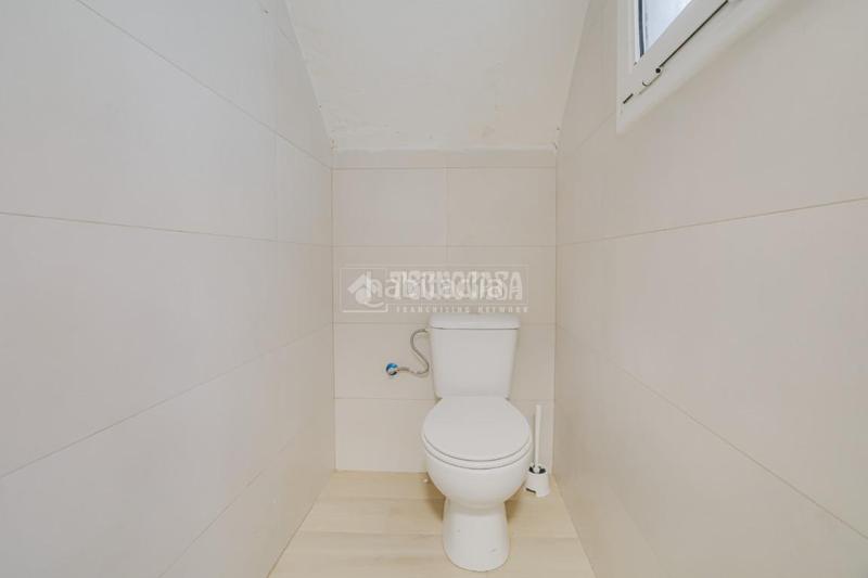 Foto e711c603-a74b-4395-84f8-3c57a13b1f82. Alquiler local comercial  en alquiler en Terrassa