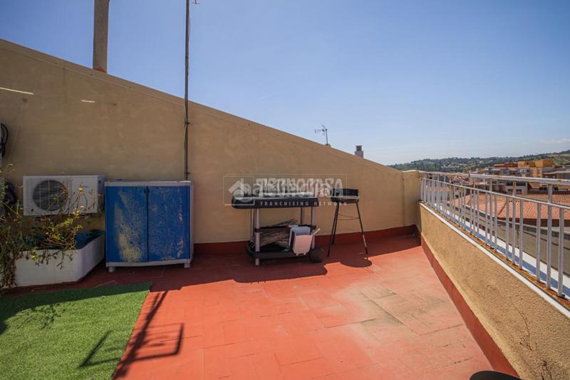 Foto 87ecc1ac-58c0-46d1-b5b4-cf4c5681e028. Piso  en venta en Ca n'Aurell Terrassa