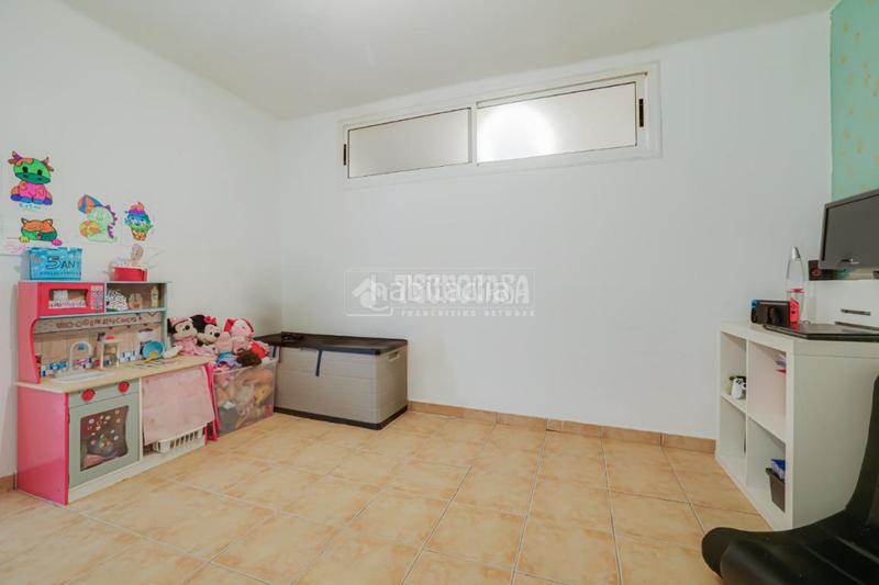 Foto 9cf07bb7-3cba-49d0-96d9-96954ddaa9ac. Piso  en venta en Ca n'Aurell Terrassa