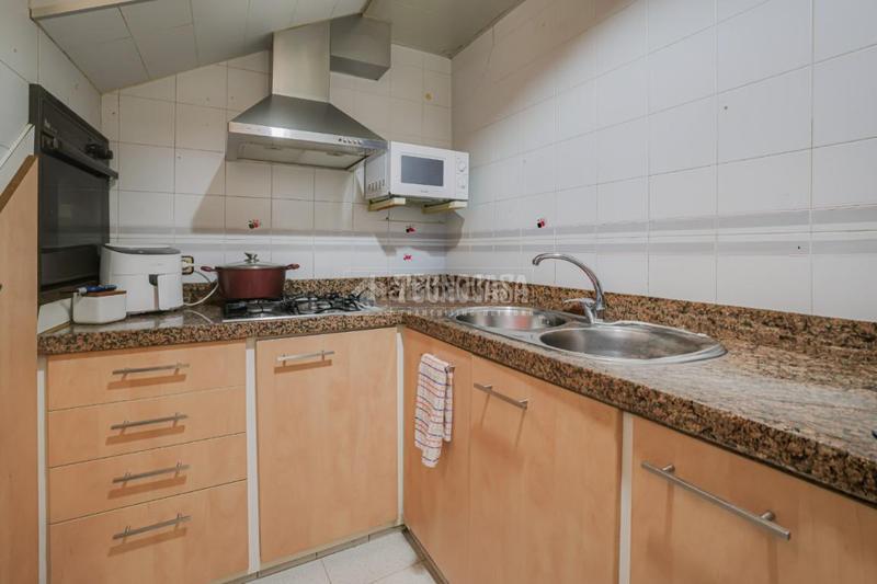 Foto c12a8232-1020-4bf1-ba03-9b239f67fd8c. Piso  en venta en Ca n'Aurell Terrassa