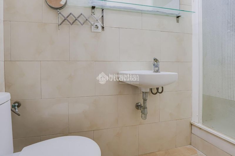 Foto c8c80777-8d36-4d46-8635-597241c2e20d. Pis a La Maurina Terrassa